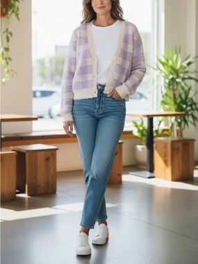 Cyrus Lavender and Cream Checked V-Neck Cardigan